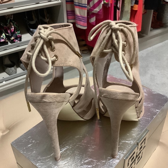 New Shoe DazzleTan Size 7 Faux Suede Stiletto - Picture 3 of 4